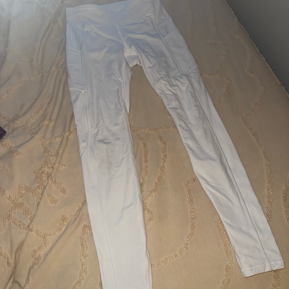 Lululemon white leggings 6